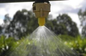Growers are urged to choose nozzles that offer versatility and can deliver the correct amount of spray to the target.