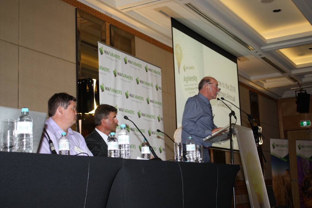 WAFarmers Grains Council vice president Kallum Blake (left), president Duncan Young and WAFarmers immediate past president Dale Park addressing questions of support for CBH amid the Australian Grains Champion's corporatisation bid.