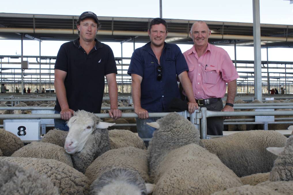 With one of the two $171 top-priced lines of the sale was buyer Andrew Hallett, vendor Elliot Richardson and the Richardson family's Elders agent Richard Poulish.