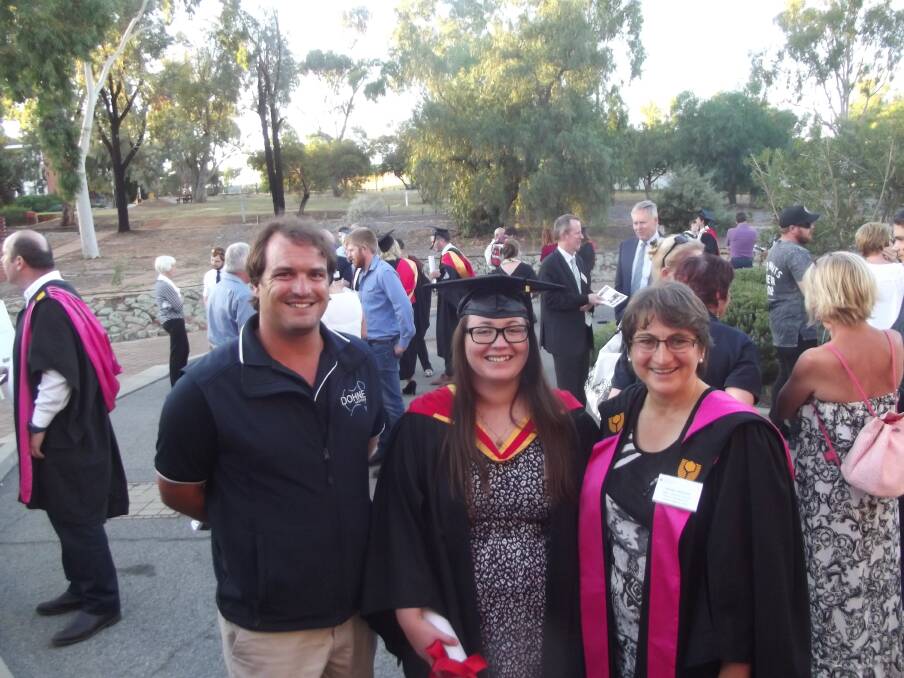 Relaxing after the awards presentations were Rhys Parsons (left), Dohne Breeders’ Association, Kateland Jury, graduand and Wendy Dymond, Agribusiness lecturer.