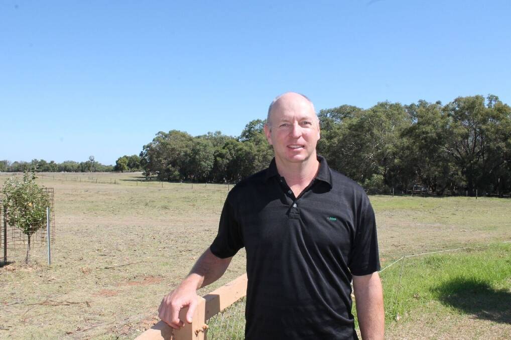  Grain and Graze project leader and agVivo consultant Philip Barrett-Lennard says economic modelling indicates crop grazing can improve whole farm profits in some situations.