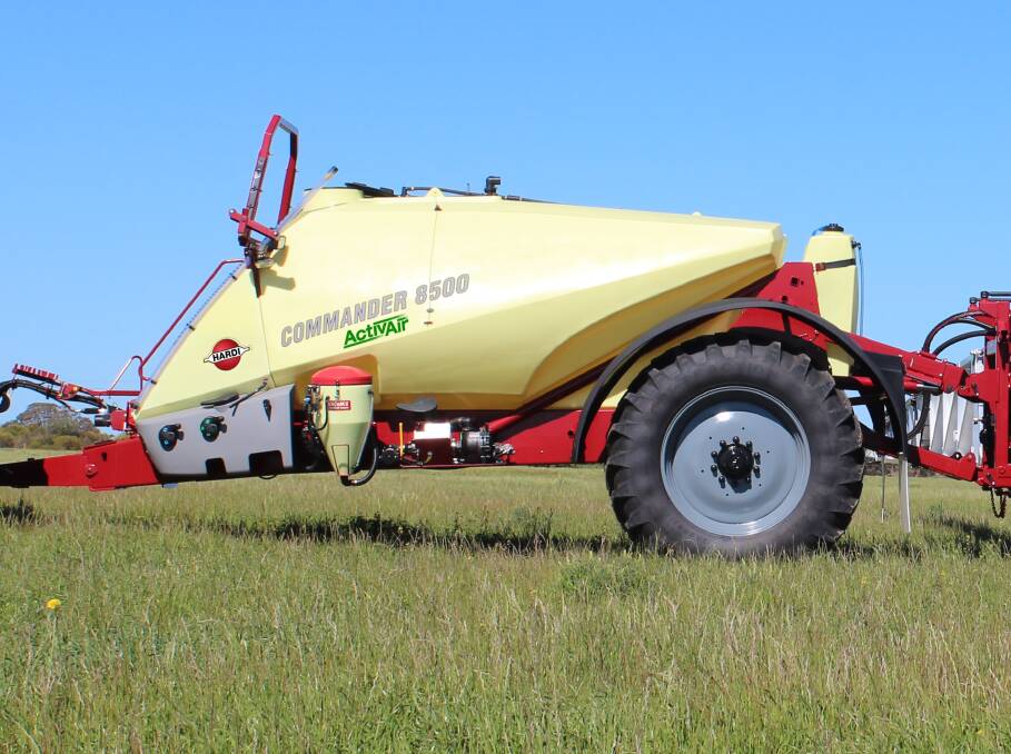 The new HARDI Commander is available with a choice of 6500, 8500 and 10,000 litre tanks.