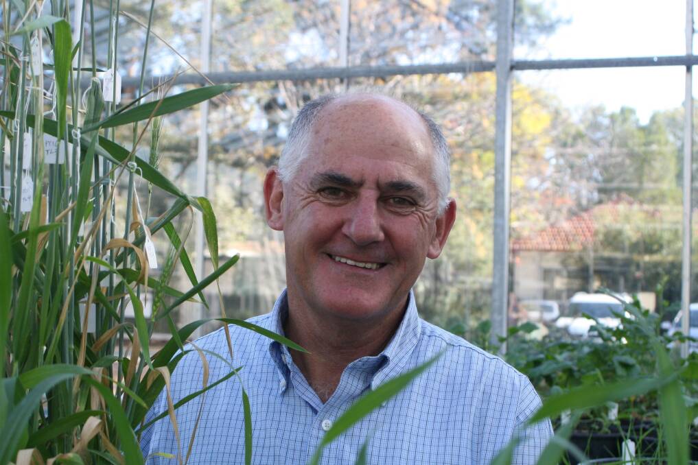 Professor Stephen Powles, The University of Western Australia, will be recognised for his work into herbicide resistance at a symposium in America next year.
