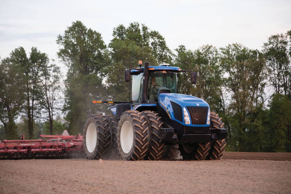  New Holland's flagship T9 4WD tractor now is offered with a Continuously Variable Transmission (CVT).