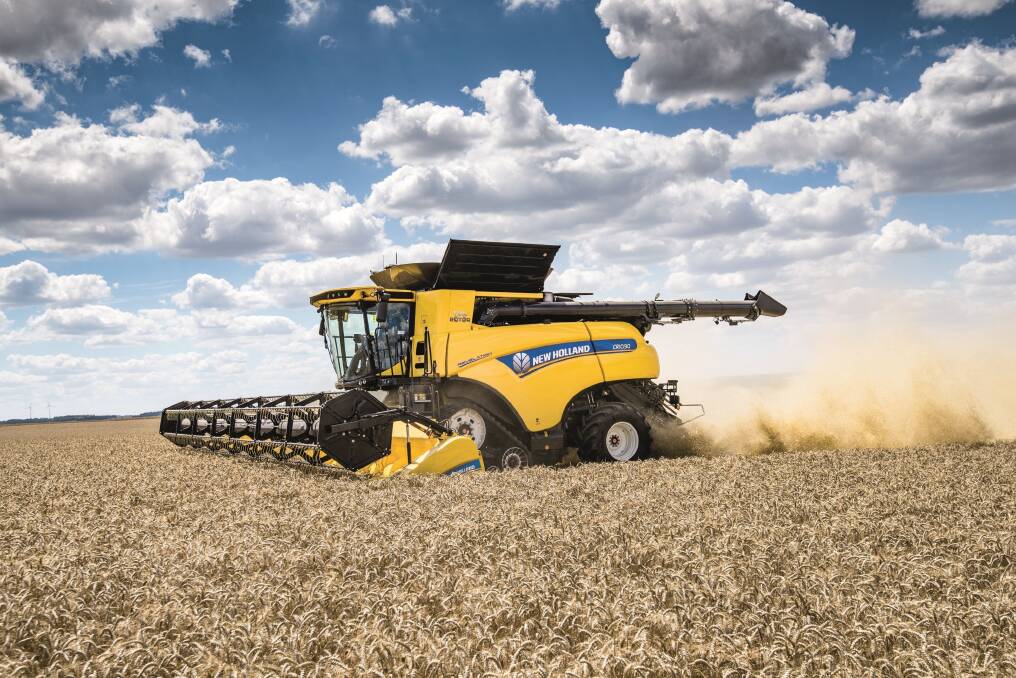 New Holland has beefed up its CR Revelation headers for the 2018 season.