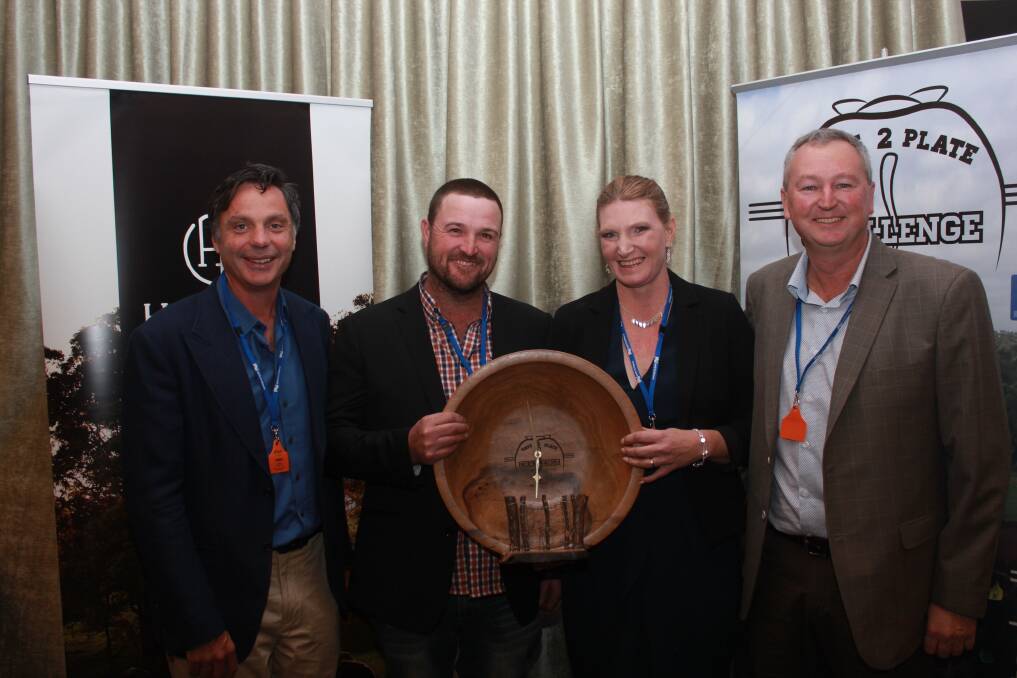  Harvest Road Beef chief executive officer Greg Harvey (left), with 2018 Harvey Beef Gate 2 Plate Challenge winners Narelle and Sandy Lyon, Willyung Farms, Willyung and Harvey Beef general manager livestock Kim McDougall.