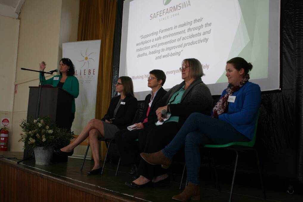  Safe Farms WA executive officer Maree Gooch (left) asked questions to a panel including Pacer Legal solicitor Melissa Adams, Rabobank succession planning facilitator Rosemary Bartle, Dalwallinu farmer Wendy Sawyer and Brookton farmer Ellen Walker.