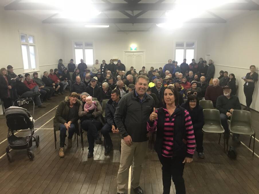 Federal Liberal Member for O'Connor Rick Wilson with Caroline Reid, held a live export forum at Mayanup with more than 100 people in attendance. 