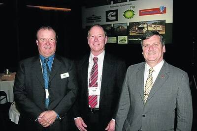 Livestock and Rural Transport Association of WA (LRTAWA) president Grant Robins (left), Australian Livestock Transporters Association president David Smith and Transport Minister Simon O'Brien at the recent LRTAWA conference.