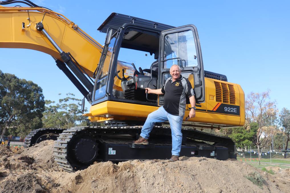A machine operator for 50 years, Richard Chapman, All Excavator Hire, Landsdale, was impressed by the LiuGong 922E excavator, but he and son Matt signed up for a LiuGong 856H wheel loader.