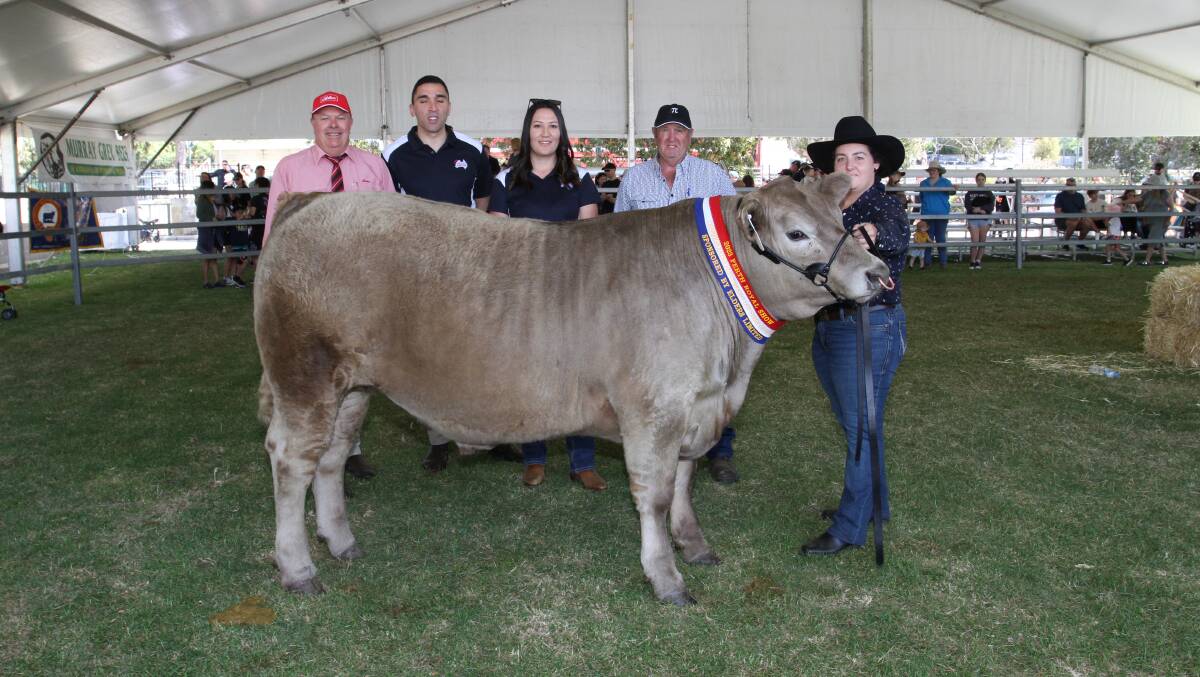 With the champion extra heavyweight led steer or heifer, a 620kg Murray Grey cross steer exhibited by Tullibardine Angus, Albany, which sold for $5800, were Elders auctioneer Graeme Curry (left), buyers Anthony Morabito and Jo Dragicevich, Western Meat Packers, Alistair Murray and Eliza Bradfield, Tullibardine Angus.