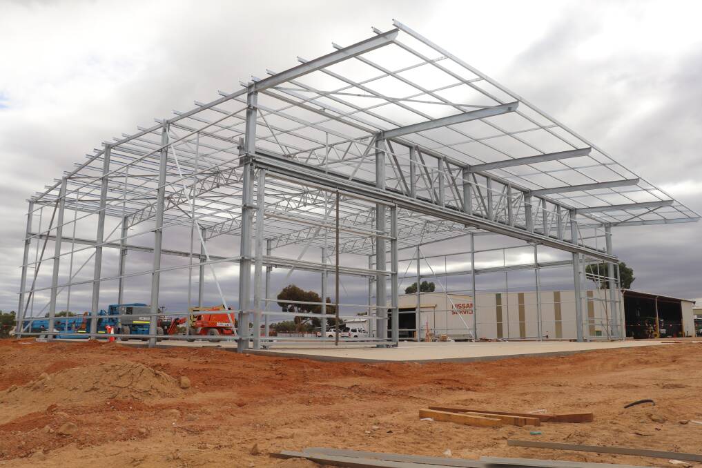 Site works started in January on a new service centre at AFGRIs Wongan Hills branch and the steel frame is now ready to be clad. The branchs service manager and technicians hope to be in there at the end of the month. Picture is supplied.
