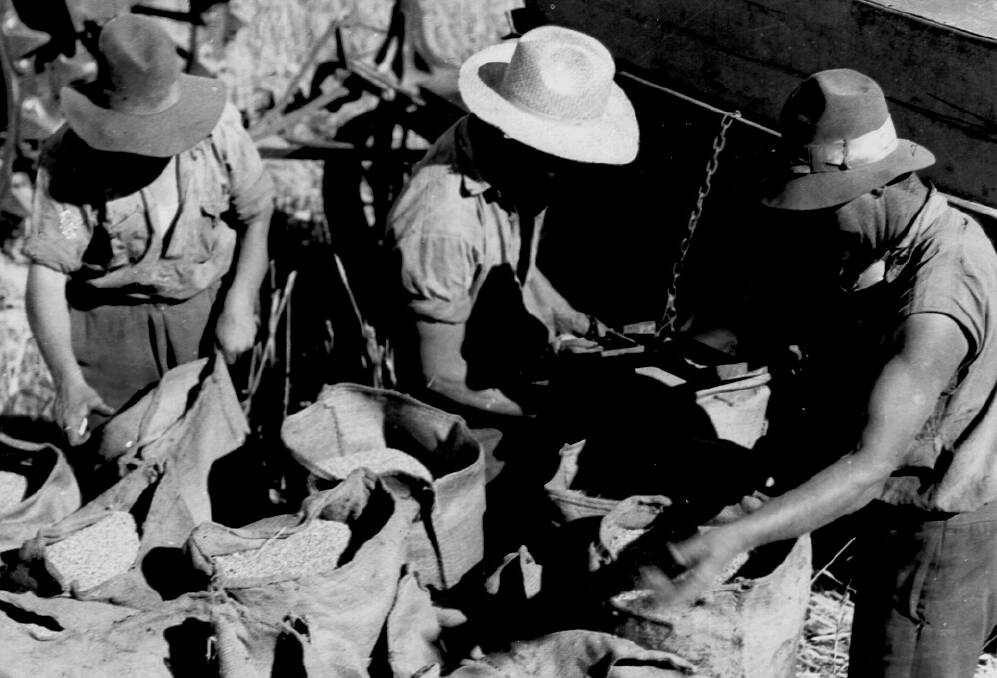 It was all hands on deck sewing wheat bags in Moora back in 1938. A lot has changed over the past 90 years.