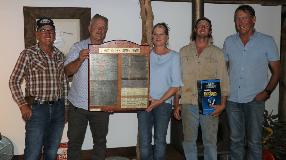 The Edwards family, Plain Grazing Company, Beermullah (via Gingin), won their first Gingin Heifer Competition in April in the competitions 41st year with a pen of four 11-month-old commercial Angus heifers. At the presentation of the coveted trophy were Brett Edwards (left), judge Richard Hall, Lisa and Chase Edwards and competition co-ordinator David Roe, Benalong Grazing, Beermullah.