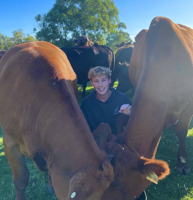 Nineteen-year-old Jai Thomas, Perth, will represent Western Australia in the national dairy cattle paraders competition at the Sydney Royal Easter Show next month.