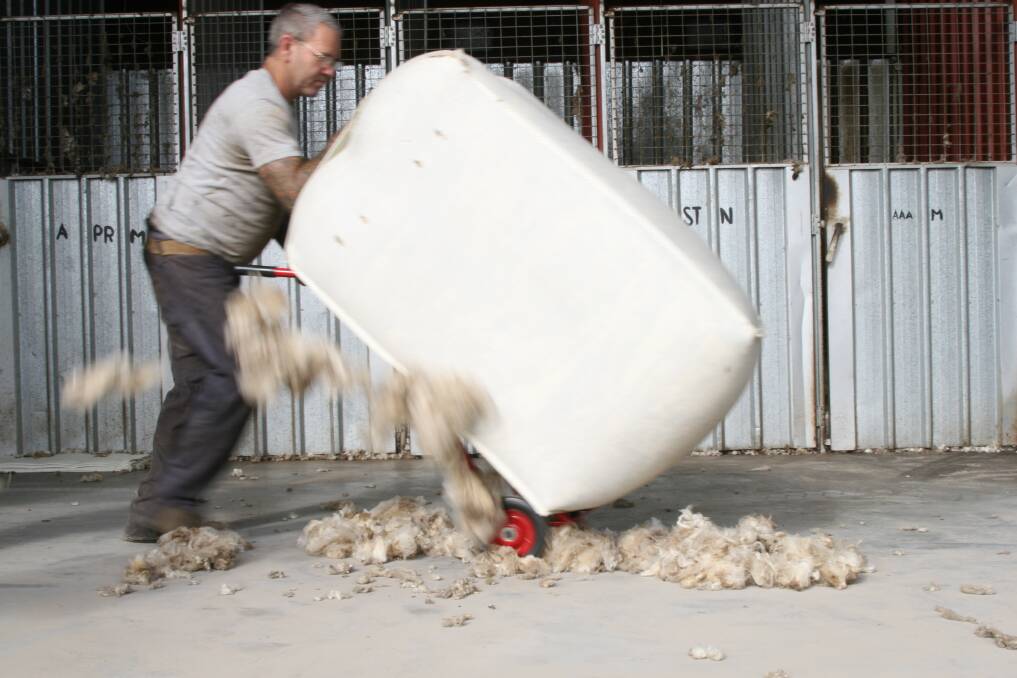 Exporters have complained about inconsisent shipping schedules which are making it hard for them to get their wool on the move.