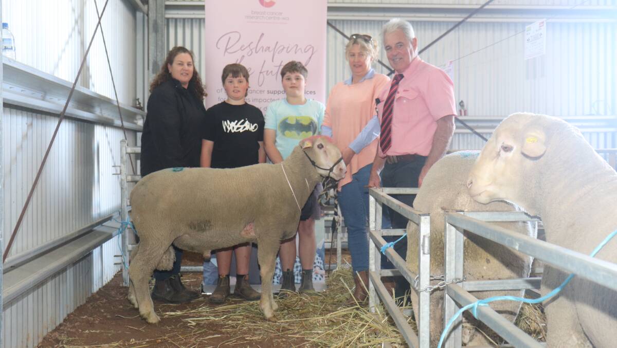 The Jackson family, Rodenway Trust, Moorine Rock, was one of two volume buyers in the sale and they also purchased the Breast Cancer fundraising ram for $1900. Lisa (left), Jye and Reece Jackson are with Tiarris stud co-principal Kelly-Anne Gooch and Elders stud stock auctioneer Preston Clarke.