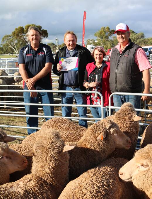 Arra-dale stud principal Les Sutherland (left), Perenjori, was happy to see his clients Robert and Pam Kowald, Canna, awarded third place. They were congratulated by Elders Mingenew livestock agent Ross Tyndale-Powell.