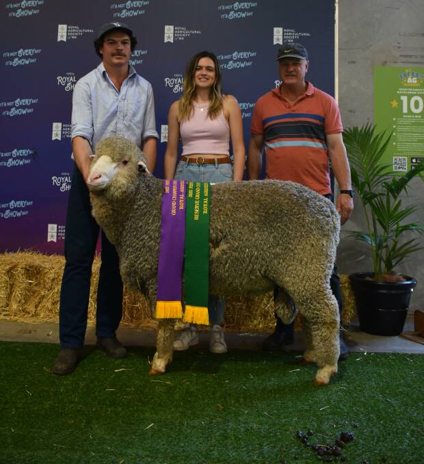 The reserve grand champion autumn shorn ram and grand champion unhoused/unrugged ram was exhibited by the Merna stud, Quairading. With the ram were Mernas Kaiden (left), Kara and Rohan Johnston.