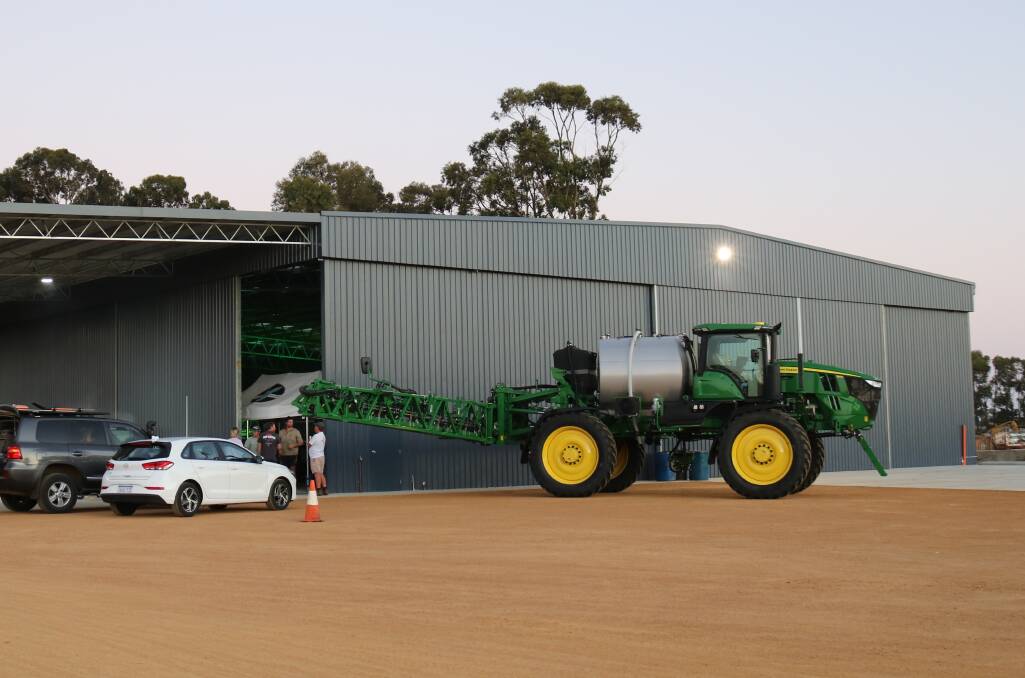 John Deeres latest release spray unit, the 616R See & Spray with camera technology outside the new AFGRI Equipment Esperance workshop. The massive 40x60x6m custom-built shed provides 2400 square metres of lockable undercover space.