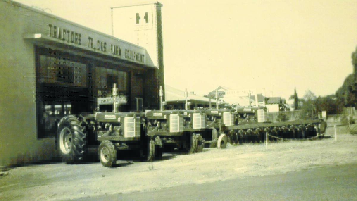 he thriving International Harvester dealership at Cunderdin operated by RL Baxter and Sons. This picture was taken in 1948. The business started in 1919 as McCormick Deering dealers until International Harvester merged with the company in 1945, when it was re-named McCormick International.