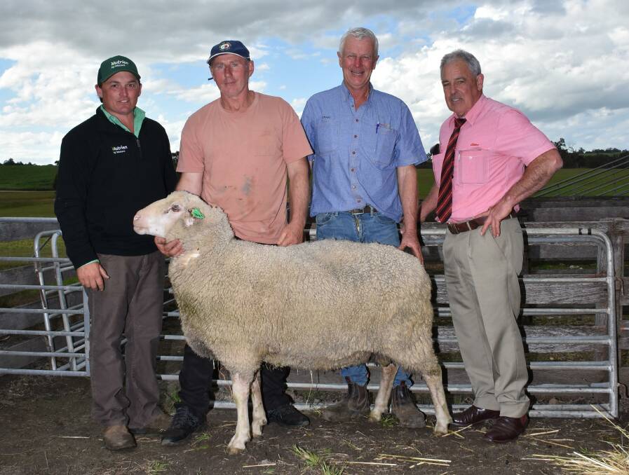 In the line-up of Prolific rams at the BreedersBEST Genetics on-property ram sale at Kojonup, prices hit a high of $4000 twice. With one of the top-priced Prolific rams were Nutrien Livestock, Kojonup agent Troy Hornby (left), buyer Brad Higgins, SM Higgins & Sons, Frankland River, stud principal Craig Heggaton and Elders auctioneer Preston Clarke. The other Prolific ram to sell at $4000 was purchased by Newbey Brothers Trust, Broomehill.