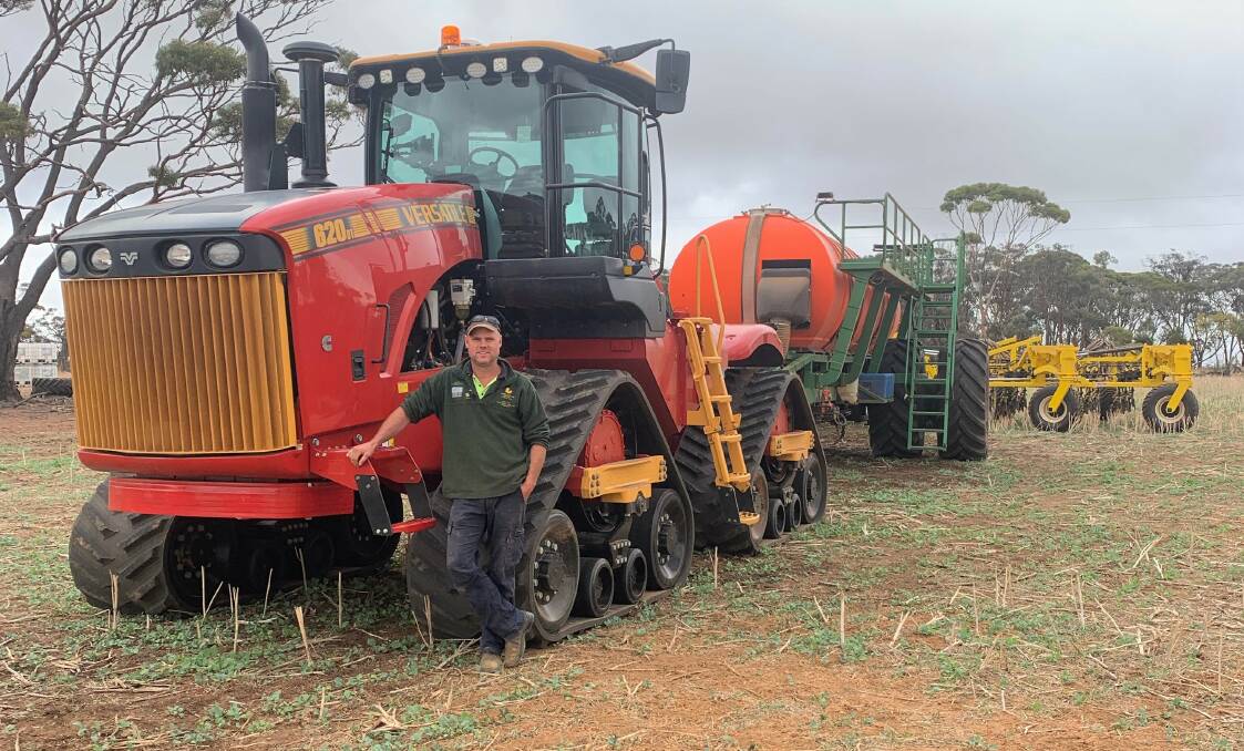  Shayne Smith, Dongolocking, has started his canola seeding program using a Versatile 620 Delta Track tractor loaned to him by the dealer in place of the New Holland T9.670 he ordered during seeding last year, which he expects to be delivered this week. 