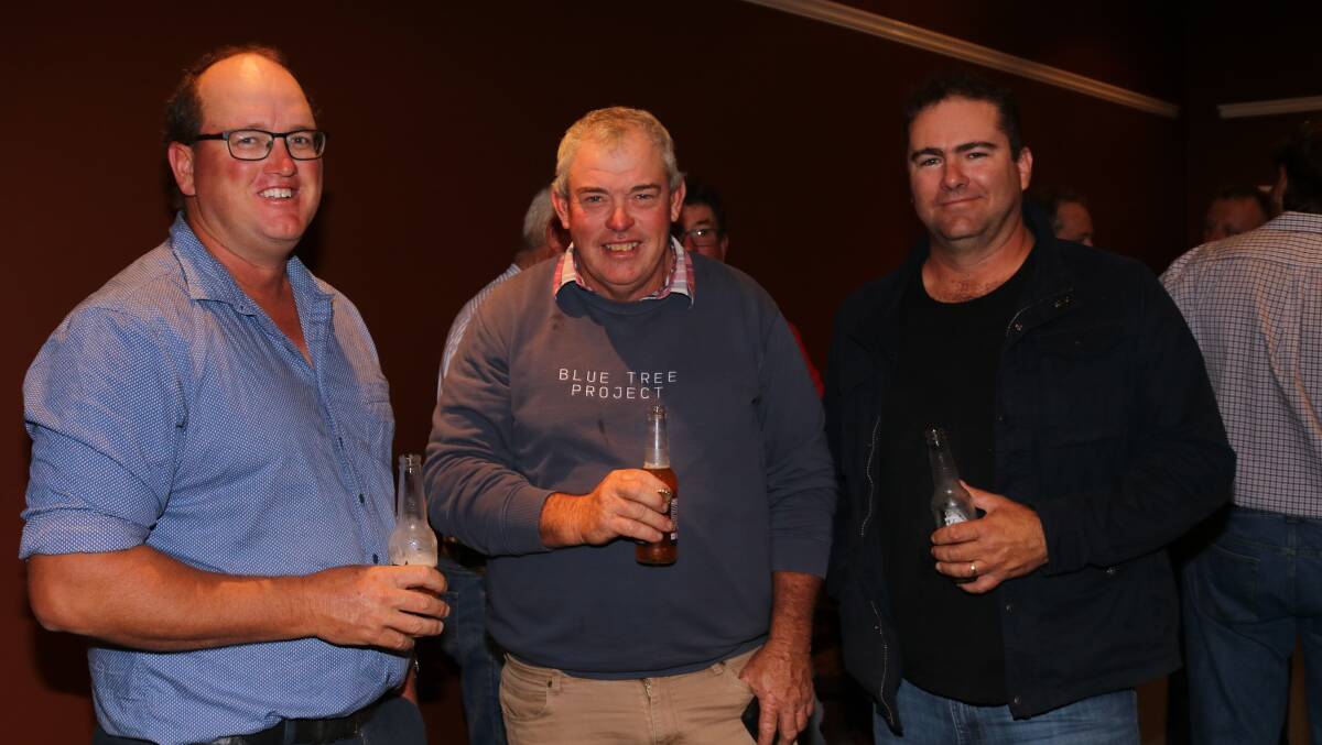 Swapping stories over a beer at the farewell function were Luke Growden (left), Merredin, Shayne Mackin, Kamballie stud, Tammin and Neil McFarlane, Doodlakine.