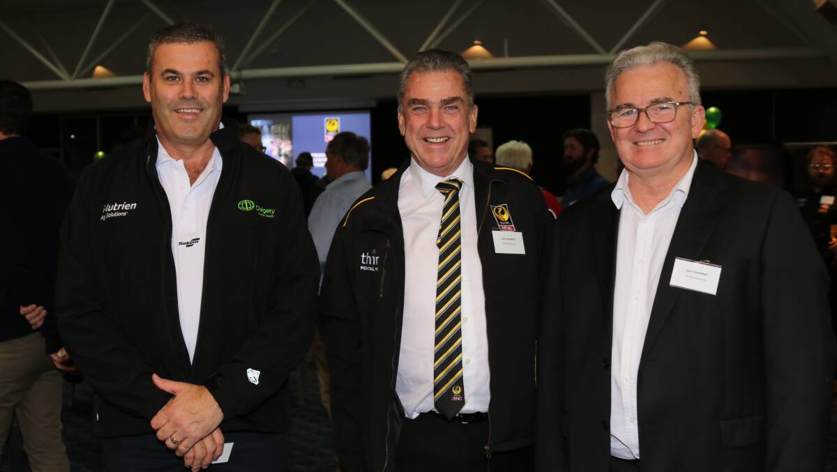 Nutrien Ag Solutions animal health and fencing category manager Aaron Stone (left), with WACFC president John Shadbolt and Nutrien Ag Solutions business manager insurance John Snowball.