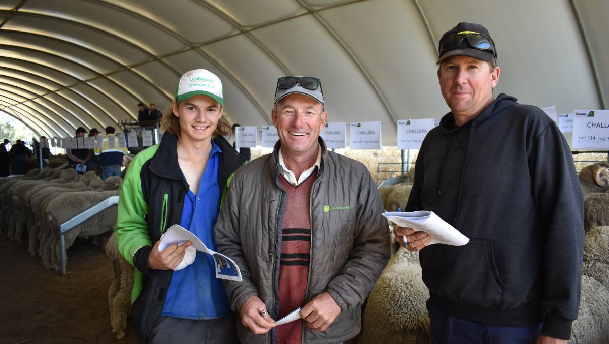 Jake Tonkin (left) and Andrew Kenny, Rubicon Trust, Badgingarra and Glen Wilkinson, Badgingarra, were volume purchasers at the Challara sale, with Mr Kenny taking home 13 rams and Mr Wilkinson, leaving with seven rams.