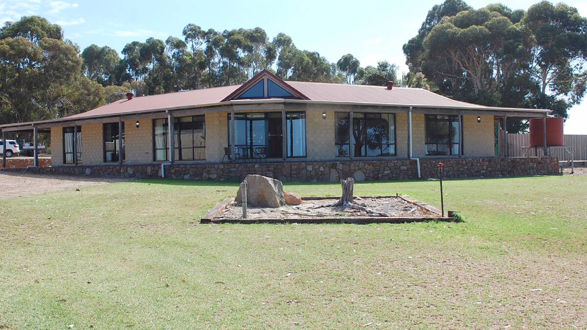 Rural home with acreage at Esperance