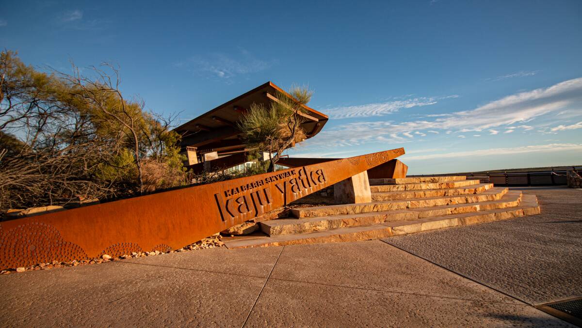 The entry sign to the park stating kaju yatka, means 'sky' and 'to walk' in Nanda, the local Aboriginal language. Photo: Department of Biodiversity Conservation and Attractions (DBCA).