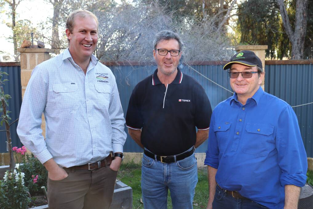 Stirlings to Coast Farmers Group research and development co-ordinator Nathan Dovey (left), caught up with Terry Bradshaw, Kojoneerup and Tony Slattery, Gnowellen, at the technology workshop last week.