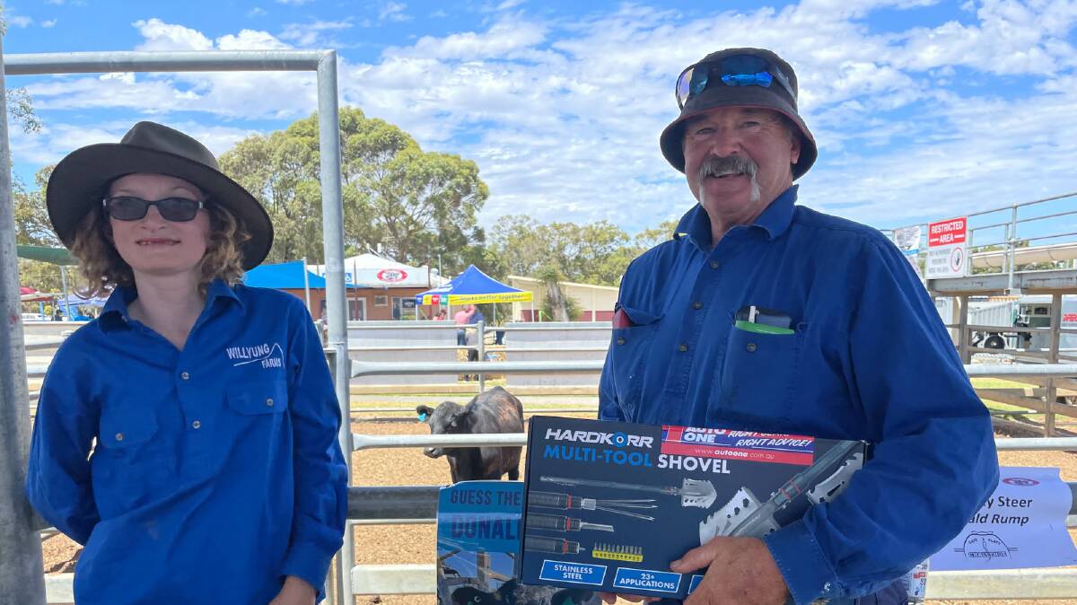 During the day there was a guess the weight competition of charity steer Donald Rump and the taking out the prizes of this competition were runner-up Zoe Lyon and winner Chris Norton.