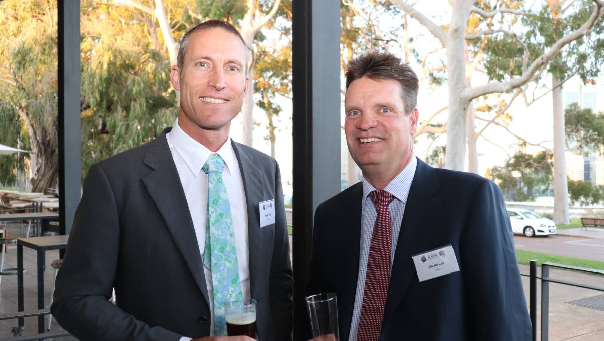 Peter Bird (left), GRDC acting senior regional manager and Darrin Lee, GRDC western panel chairman.