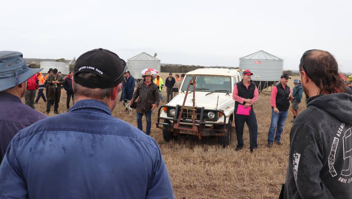 There were a few laughs and a bit of fun had during the sale of this old and unlicensed Toyota dual cab LandCruiser. It sold under the hammer for $2000 after a slow start to the bidding.