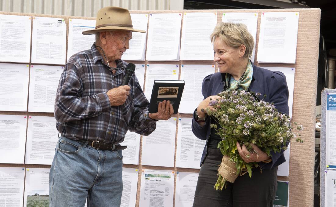 Dandaragan farmer John Brown with Alannah MacTiernan.