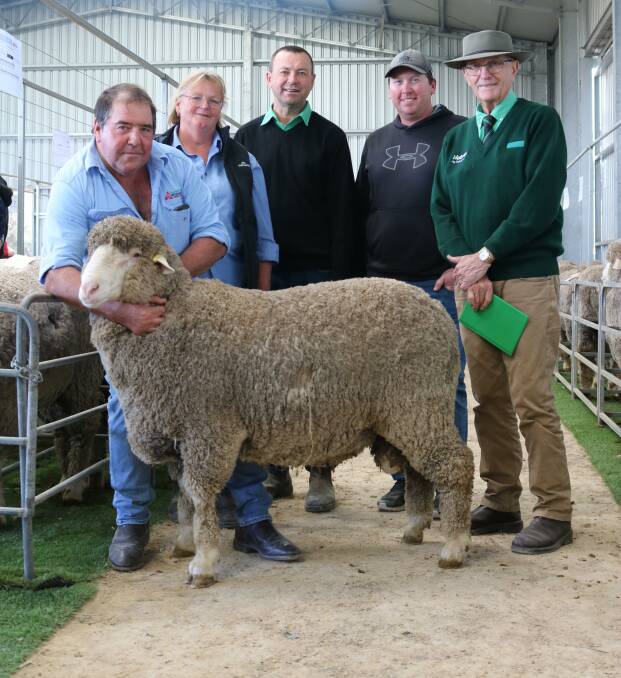 With the $5500 second top-priced ram were Derella Downs and Pyramid Poll stud co-principals Scott (left) and Sue Pickering, Cascade, Nutrien Ag Solutions agent Darren Chatley, Chatley & Hutcheson Livestock, buyer Justin Edwards, RM & TF Edwards, Ravensthorpe and auctioneer Neil Brindley, Esperance.