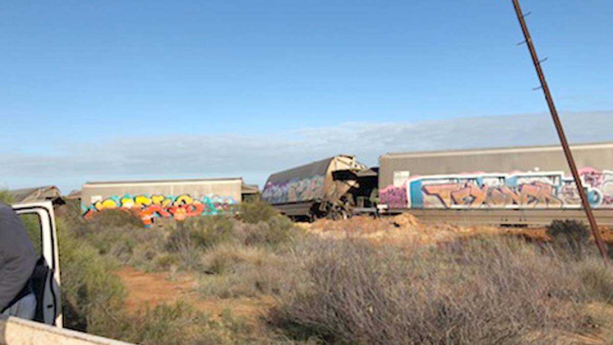 There has been another train derailment on the Miling line after six wagons on a 30-wagon CBH train left the track early on Monday morning.
