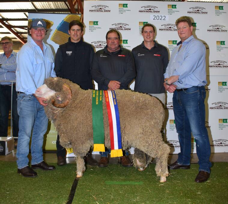 With the reserve grand champion August shorn and champion medium wool Merino ram exhibited by Eungai stud, Miling, were Eungai stud principal James McLagan (left), judges Fraser House, Gnowangerup, Scott Pickering, Cascade and Jake Michael, Balaclava, South Australia and Blair Brice, Perth.