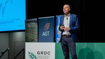 GRDC chairman John Woods announced the National Grains Diagnostic and Surveillance Initiative at the Grains Research Updates in Perth on Monday. Photo by GRDC.