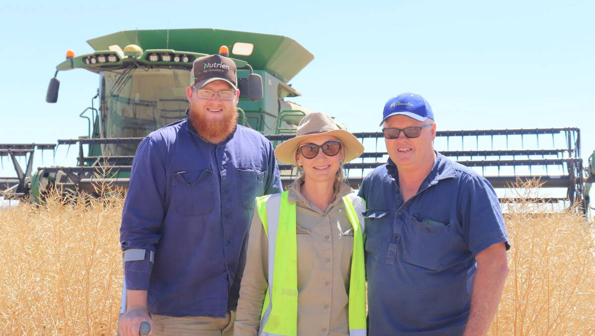 Jarrod (left), Leanne and Mick Bradford farm a 3200ha cropping program together at Ballidu.