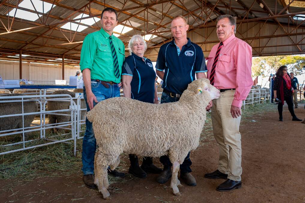 With the $8000 top-priced ram at last week's Calcaling ram sale at Mukinbudin purchased by Synandra Farms, Beacon, were Nutrien Livestock auctioneer Terry Norrish (left), Calcaling principals Sandie and Athol Ventris and Elders stud stock auctioneer Graeme Curry.