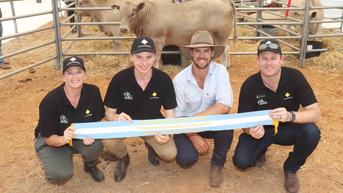 With the reserve champion unled bull Southend Till exhibited by the Southend Murray Grey stud, Katanning, were Commonwealth Bank sponsors Bron Tillet (left), Henry Hawkins and Ben Norton and Southend stud co-principal Kurt Wise (third left).