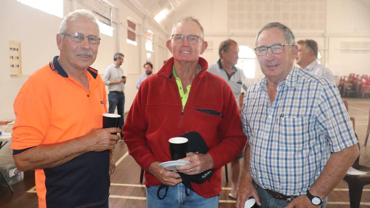 Graeme Downing (left), Alan McAndrew and Robin McMiles, all from Corrigin.