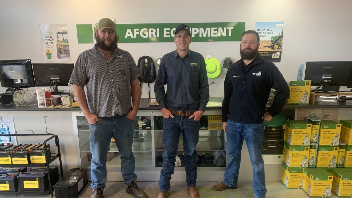AFGRI Equipment Albany salesman Jake Ollis (left), with new service technician Joe Limbaugh and Albany branch manager Max Kerkmans. Mr Limbaugh, a former AFGRI service technician, has recently been appointed by Seed Terminator to support AFGRI staff in selling the Seed Terminator mill technology. 