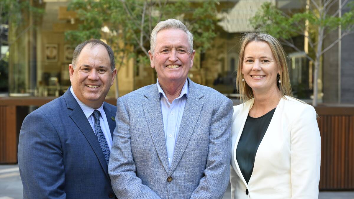 Election candidates Bevan Eatts and Kirilee Warr flank The Nationals WA leader Shane Love.