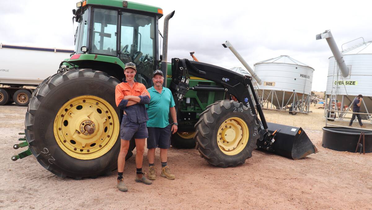 Emmerson (left) and Doug Smith, Katanning.