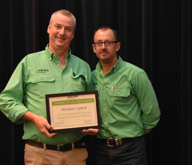 Nutrien Ag Solutions western region manager Andrew Duperouzel (right) presented Nutrien Livestock Albany representative Michael Lynch with an award recognising 35 years service to the company.