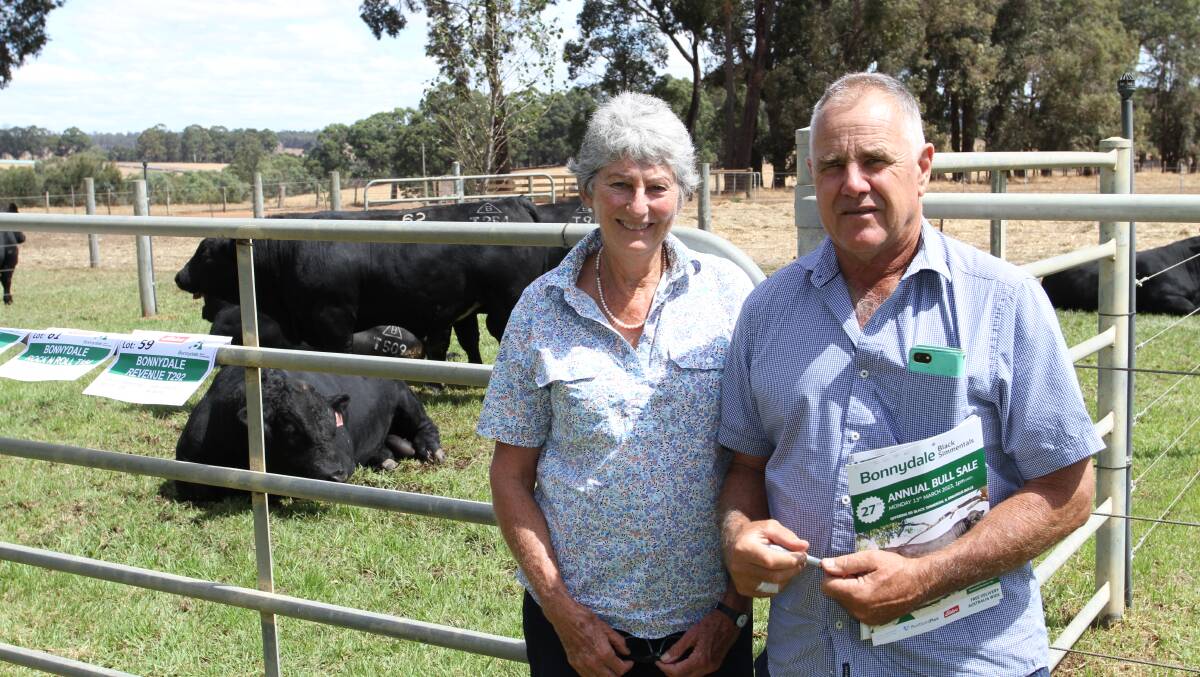 Buyers Lyn Glasfurd and Ian Broad, Minyulo Grazing, Dandaragan, purchased two Black Simmental and a SimAngus bull at the sale.